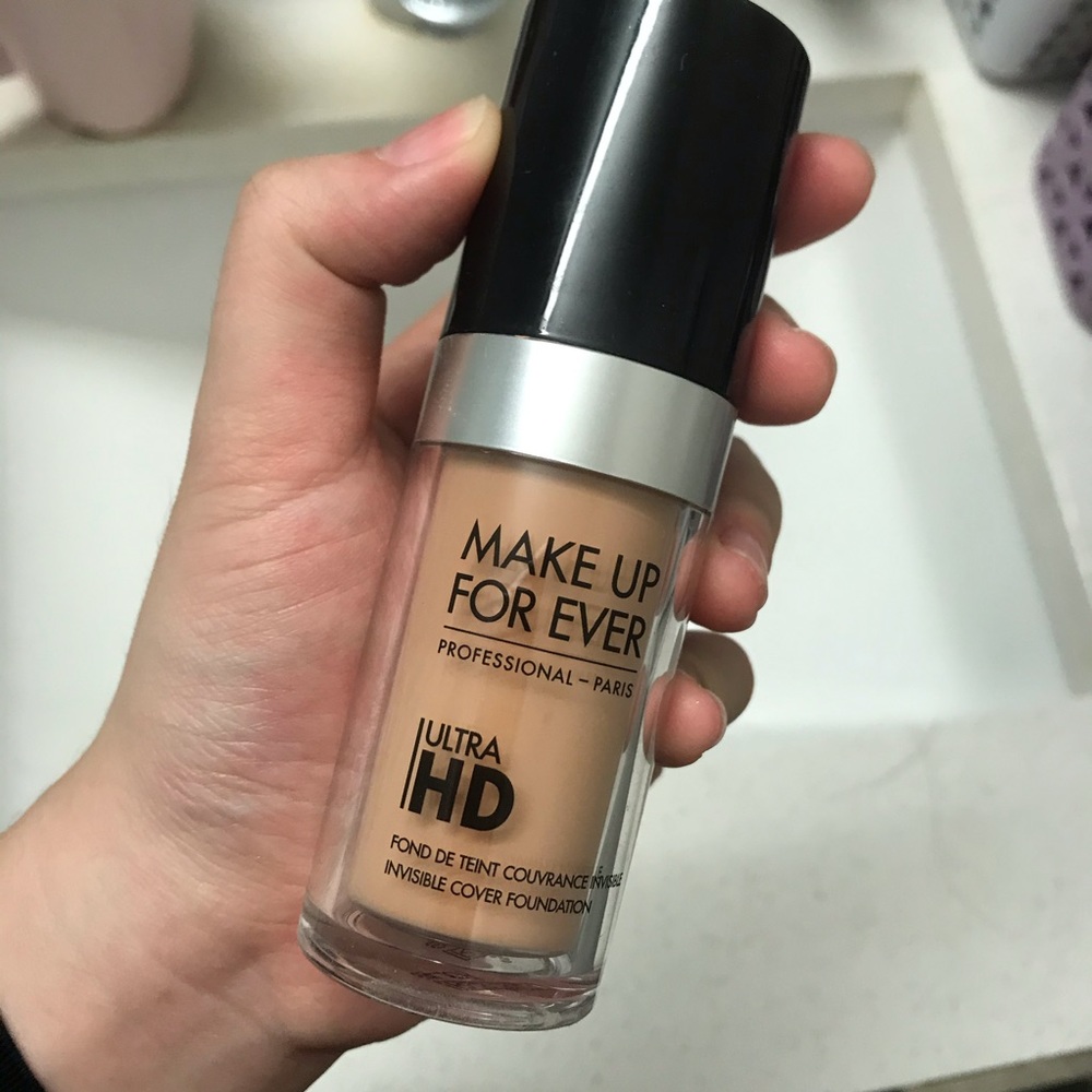 Make up forever hd invisible cover foundation-R330